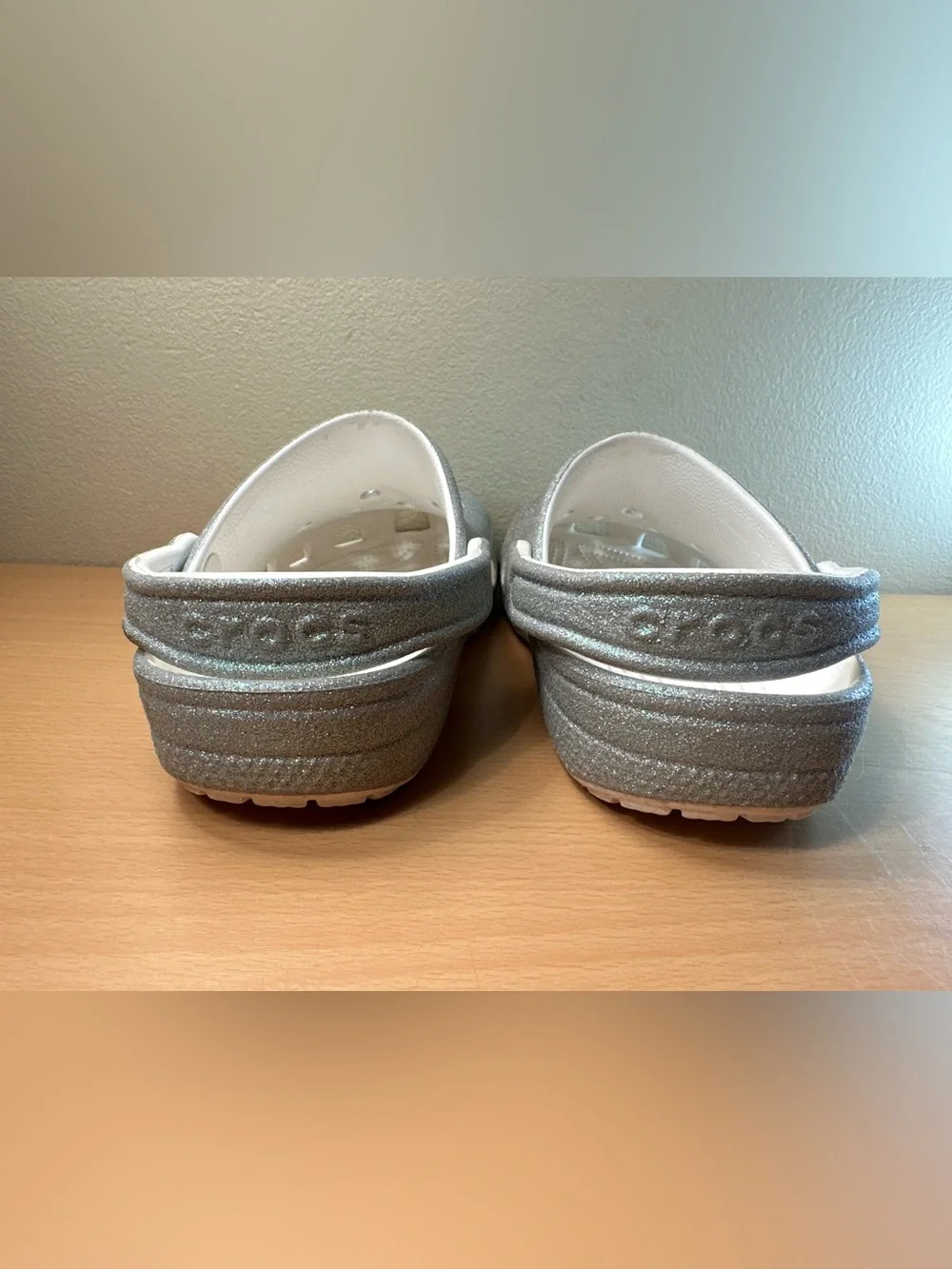 Crocs Iridescent Glitter Junior Girls Clog Size J 4